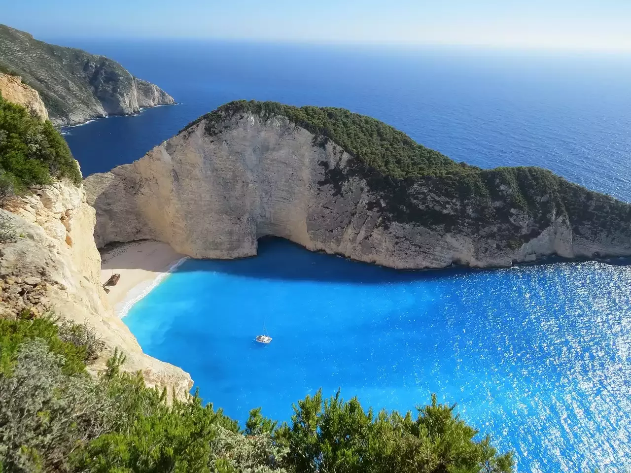 10 Things to Do Before Exploring the Wonders of Greece