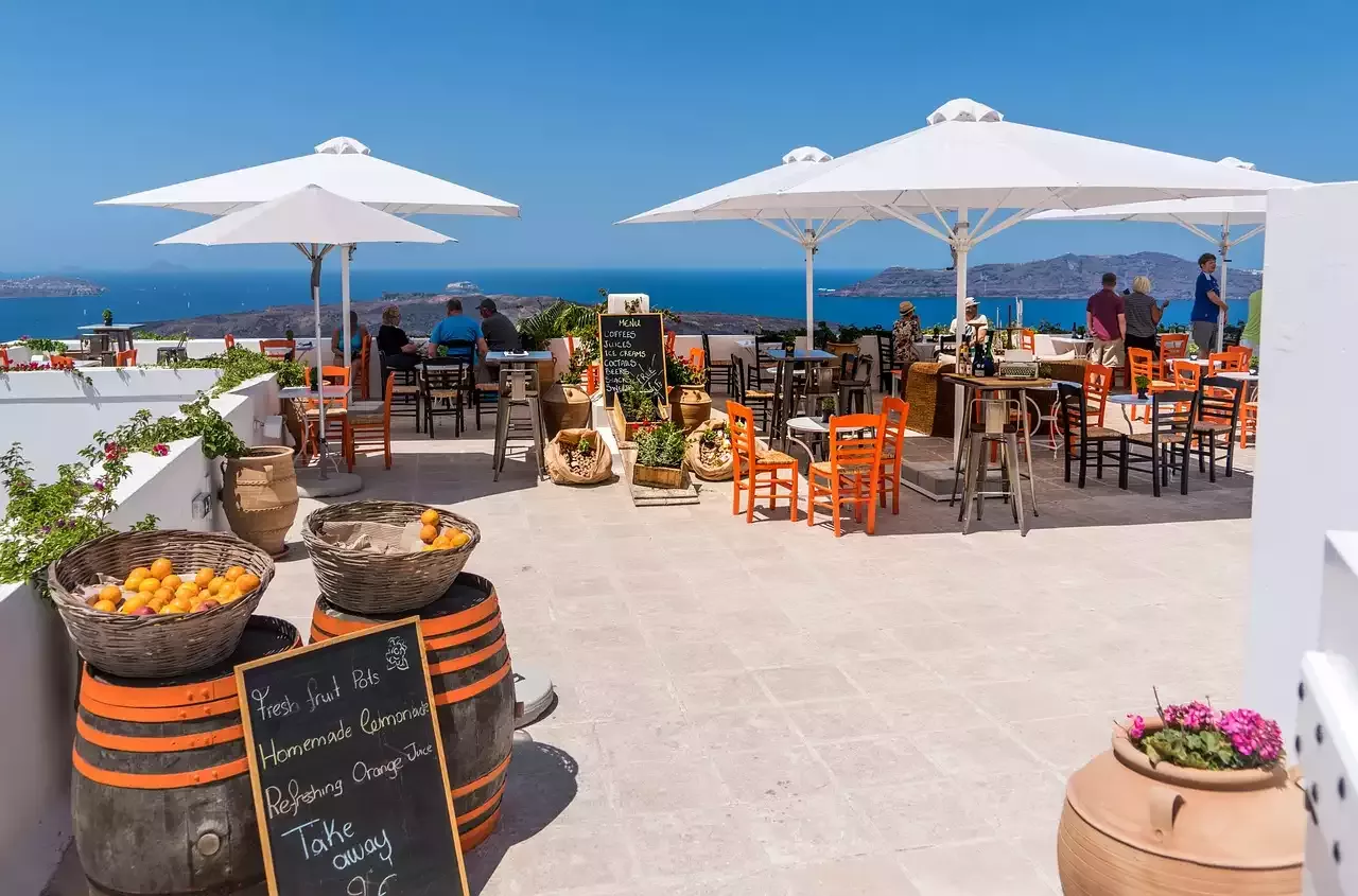 Exploring the Greek Islands from Athens